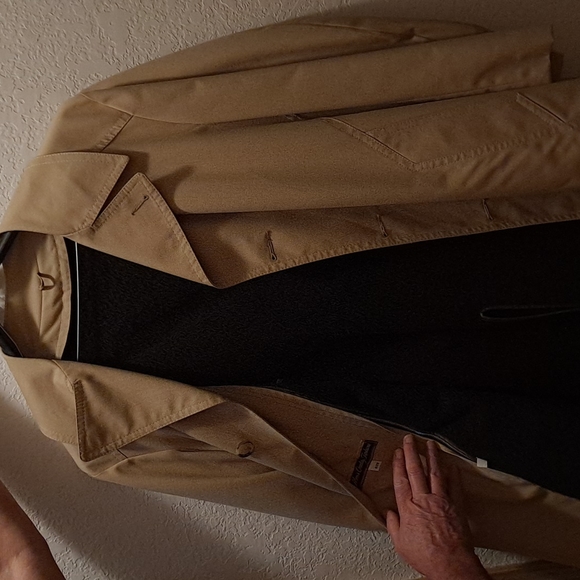 Coat - Picture 2 of 2